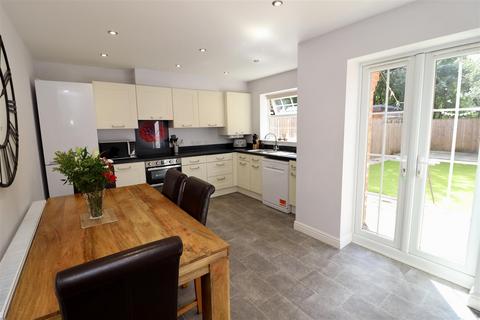 4 bedroom townhouse for sale, Kings Court, Market Weighton, York