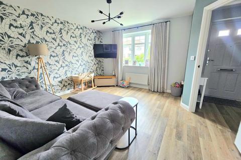 38 Box Road, Cam, Dursley, GL11 5DJ
