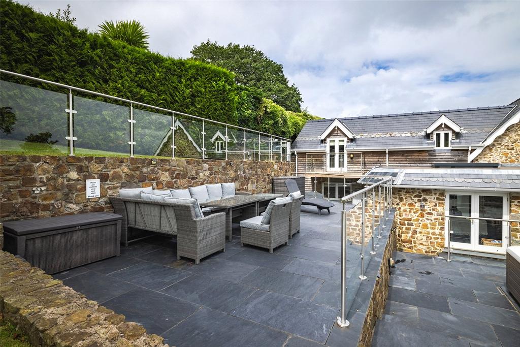 Garden Terrace