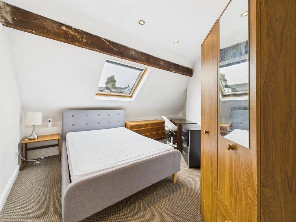 Bedroom Seven