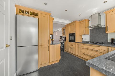 4 bedroom detached house for sale, Ffordd Ger Y Llyn, Penllergaer, Tircoed Forest Village
