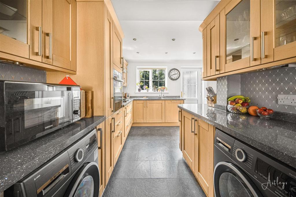 Another Aspect Of The kitchen/Breakfast Room