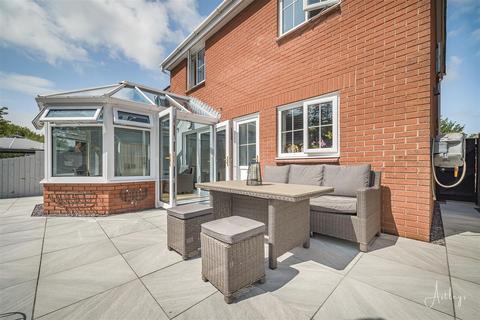 4 bedroom detached house for sale, Ffordd Ger Y Llyn, Penllergaer, Tircoed Forest Village