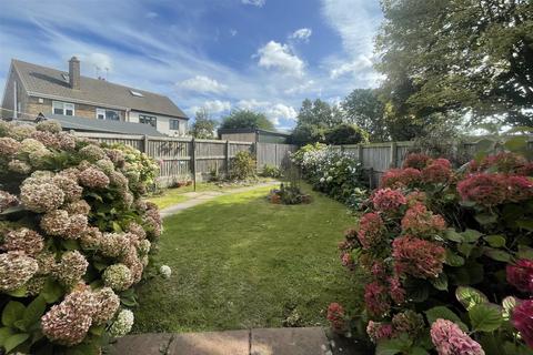 undefined, River Close, Goole