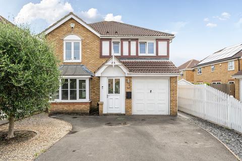 4 bedroom detached house for sale, Tangmere Grove, Kingston Upon Thames, KT2