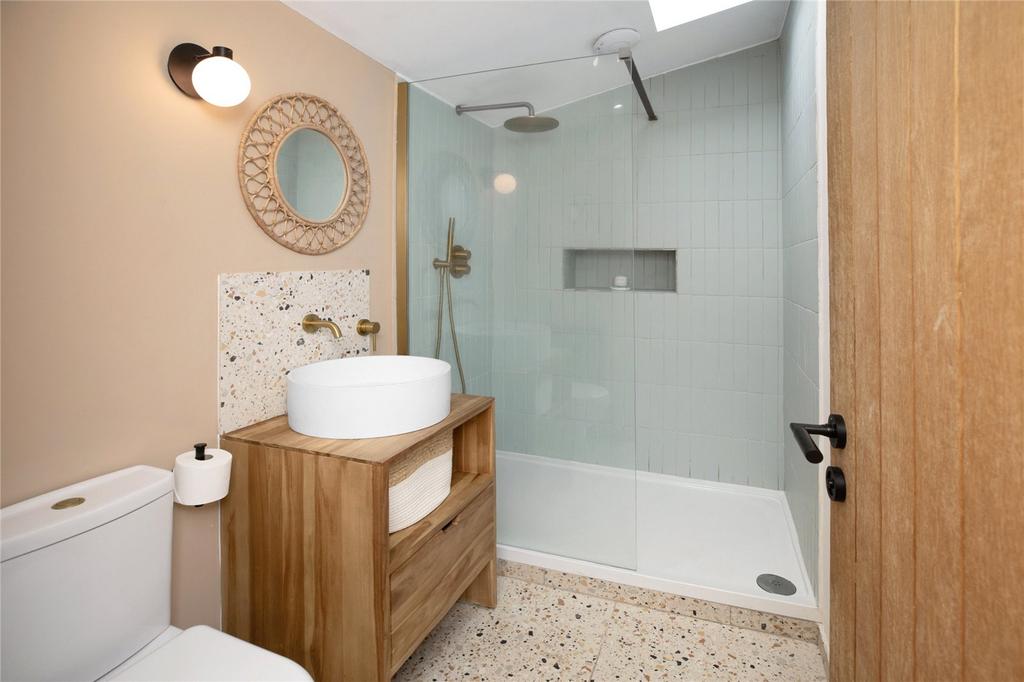 Downstairs Cloakroom