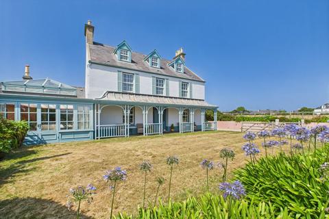 5 bedroom detached house for sale, St Ouen
