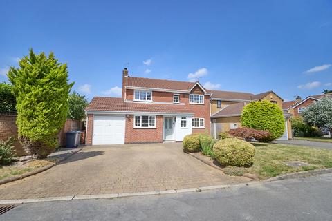 4 bedroom detached house for sale, Armour Close, Burbage