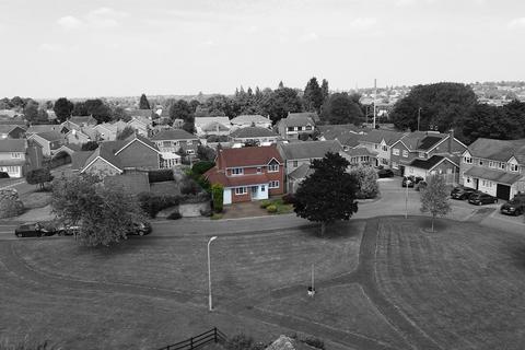 4 bedroom detached house for sale, Armour Close, Burbage