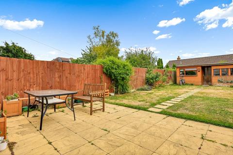 4 bedroom semi-detached house for sale, Gunhild Way, Cambridge