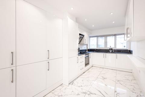 undefined, Glendale Avenue, Edgware, HA8