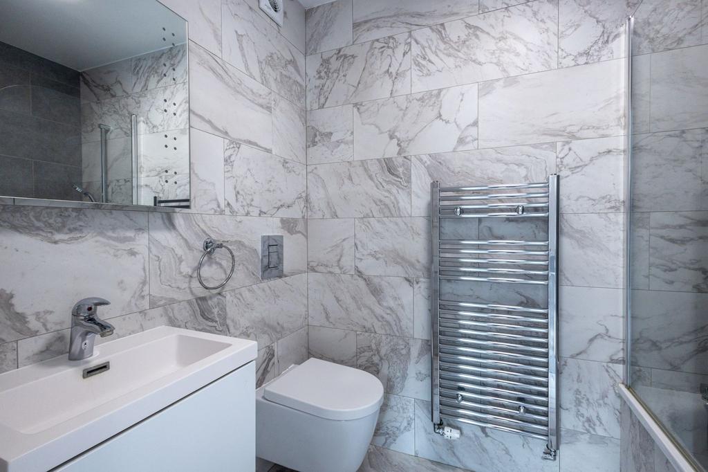 En-suite 2