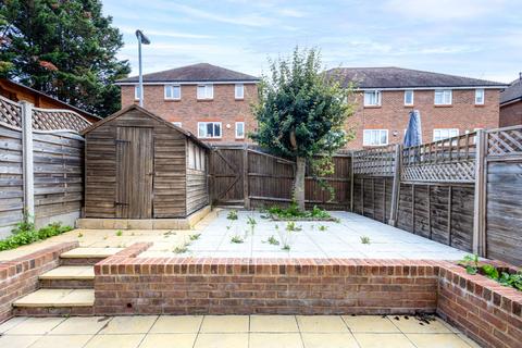 undefined, Glendale Avenue, Edgware, HA8