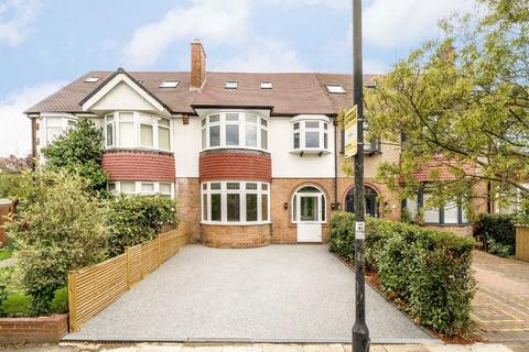 34 Brunswick Road, London, W5 1BD