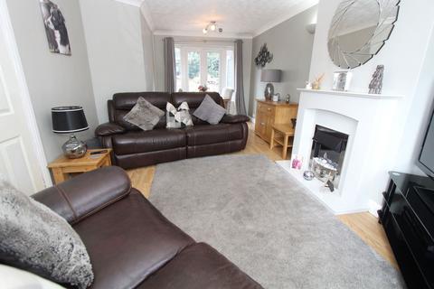 4 bedroom semi-detached house for sale, Wychbury Road, Brierley Hill DY5