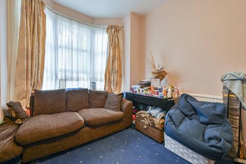 undefined, Prince George Road, Stoke Newington, London, N16