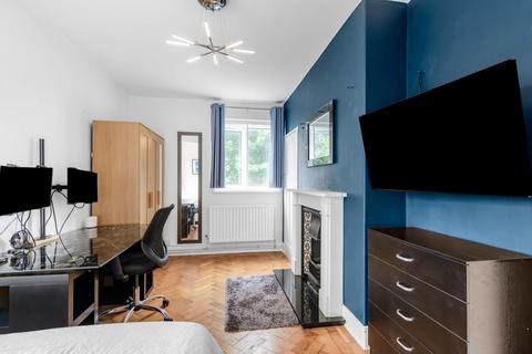 20 Wandle Way, London, SW18 4UJ