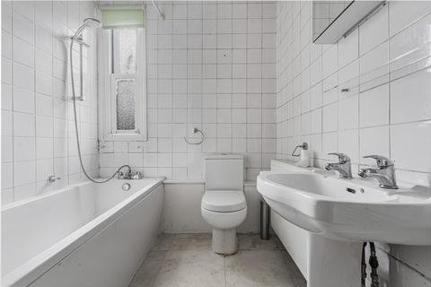 1 bedroom flat for sale, Anerley Road, London, SE20 8DL