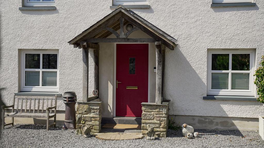 Entrance Porch