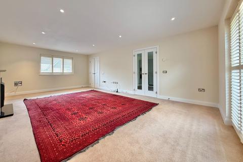 2 bedroom retirement property for sale, 11 Spence Close, Bishopstoke Park Retirement Village