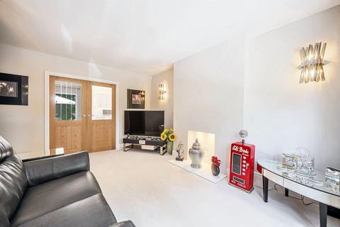 9 Knowles Road, Brighouse, HD6 3RN