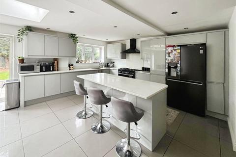 5 bedroom detached house for sale, Reynolds Road, Warwickshire CV12