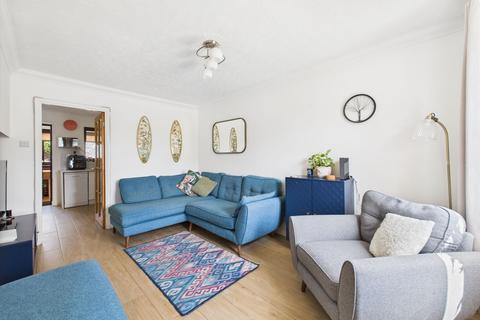 9 Docklewell Close, Towcester, NN12 6JF