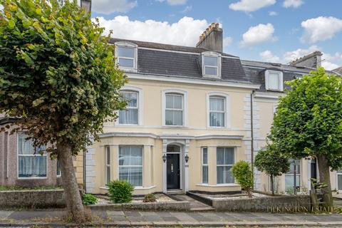 Seaton Avenue, Plymouth PL4