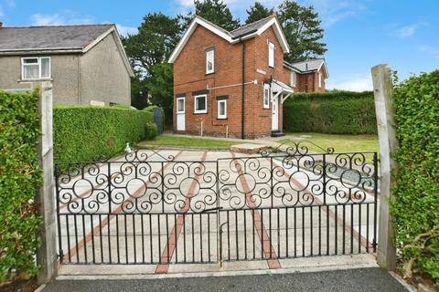 2 bedroom semi-detached house for sale, Bryn Clywedog, Wrexham, LL11