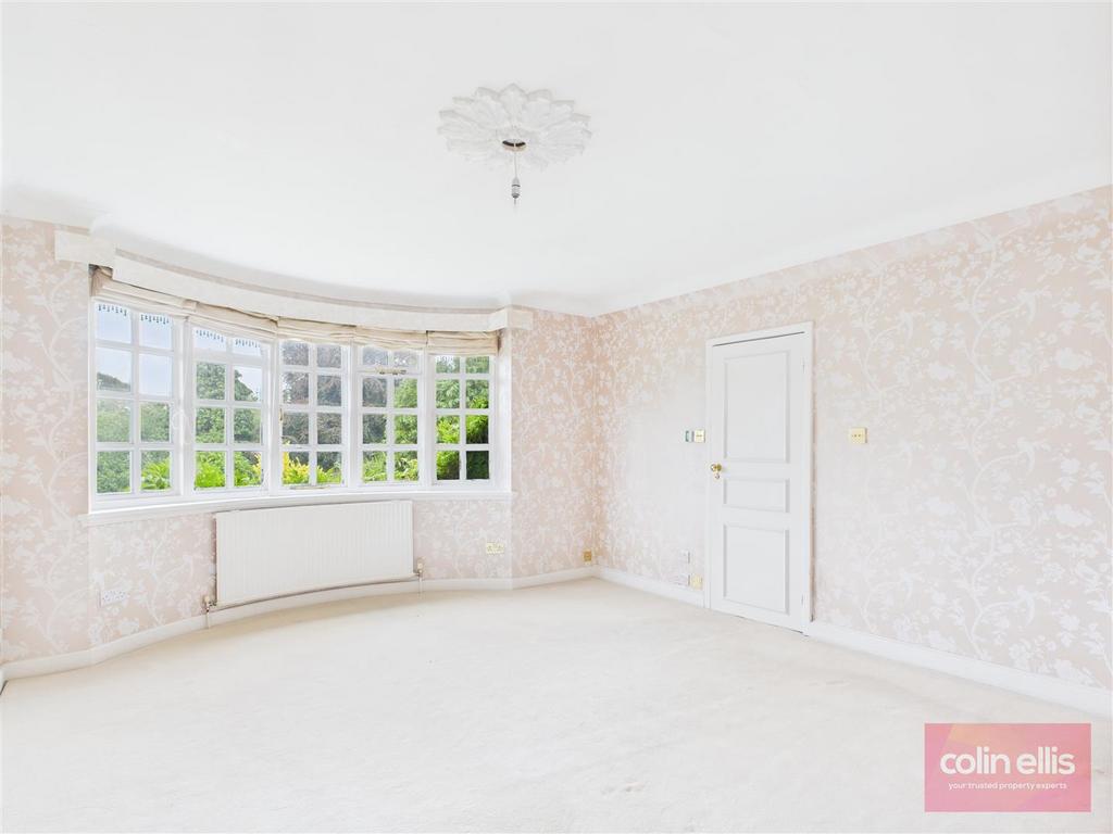 CAM05075 G0-PR0170-STILL017.jpg