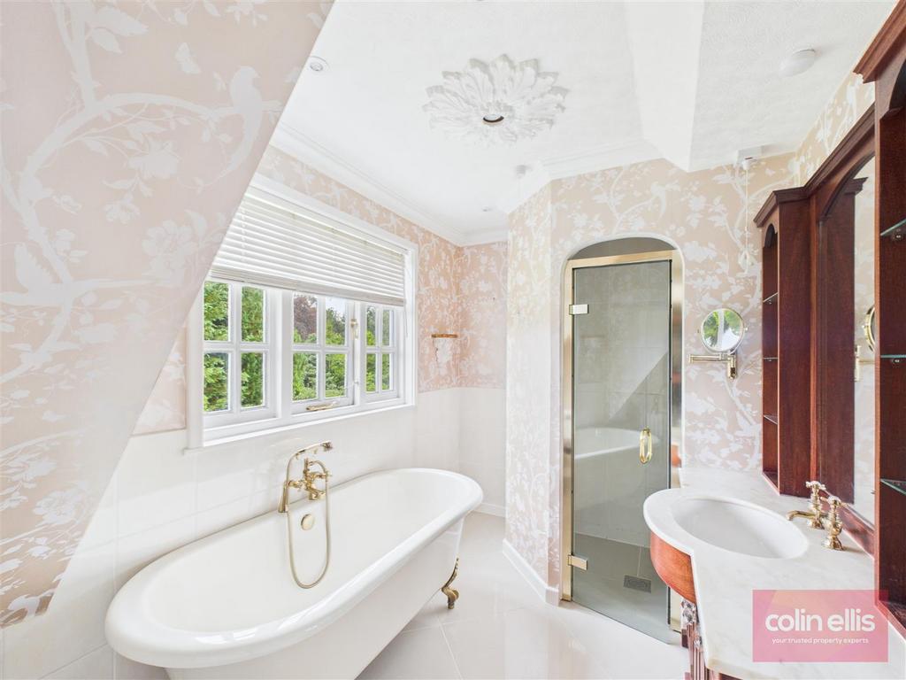 CAM05075 G0-PR0170-STILL018.jpg