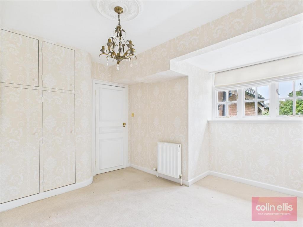 CAM05075 G0-PR0170-STILL024.jpg