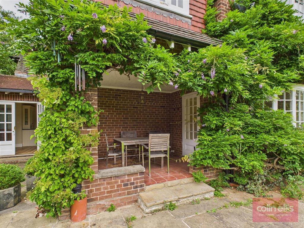 CAM05075 G0-PR0170-STILL011.jpg