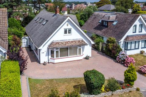 undefined, Waterford Gardens, Highcliffe, Christchurch, Dorset, BH23