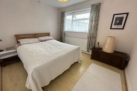 1 Newton Green, Brecon, LD3 8DF