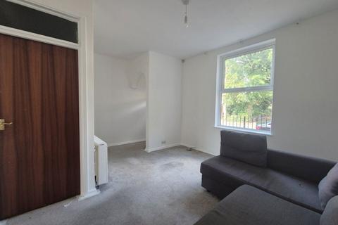 1 bedroom flat to rent, Cradley Road, Cradley Heath