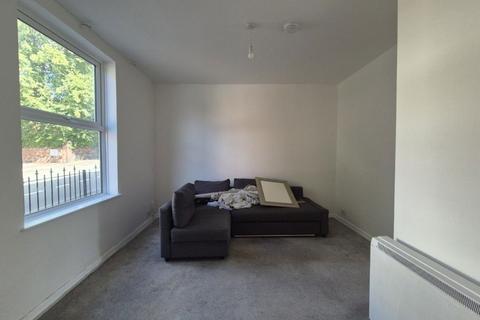 1 bedroom flat to rent, Cradley Road, Cradley Heath