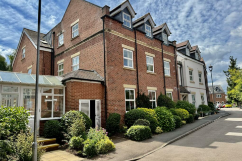 Stokes Mews , Newent