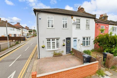 23 Ray Lodge Road, Woodford Green, IG8 7NX