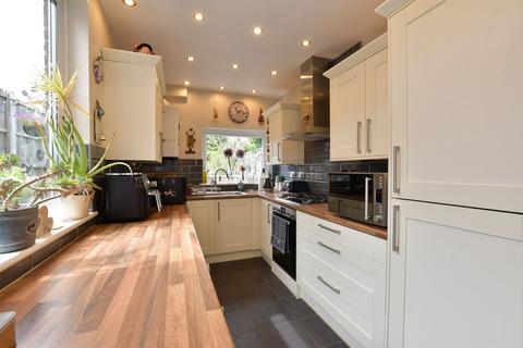 23 Ray Lodge Road, Woodford Green, IG8 7NX