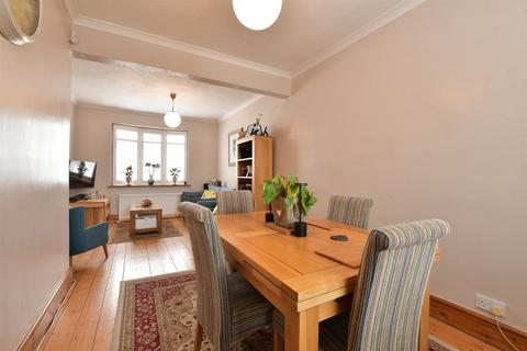 23 Ray Lodge Road, Woodford Green, IG8 7NX