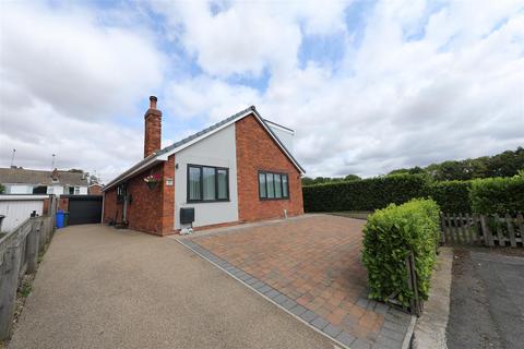 5 bedroom detached house for sale, Canada Drive, Cherry Burton, Beverley