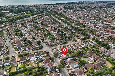 4 bedroom detached bungalow for sale, Southbourne
