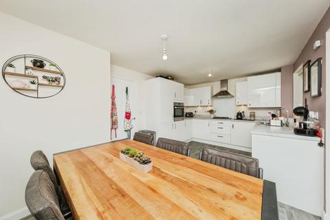 3 bedroom detached house for sale, Medlock Street, Cheshire CW9