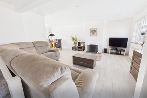 undefined, Falcon Close, Shoreham by Sea