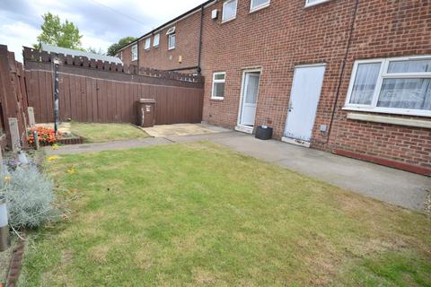 2 bedroom terraced house to rent, Ladyside Close, Hull HU7