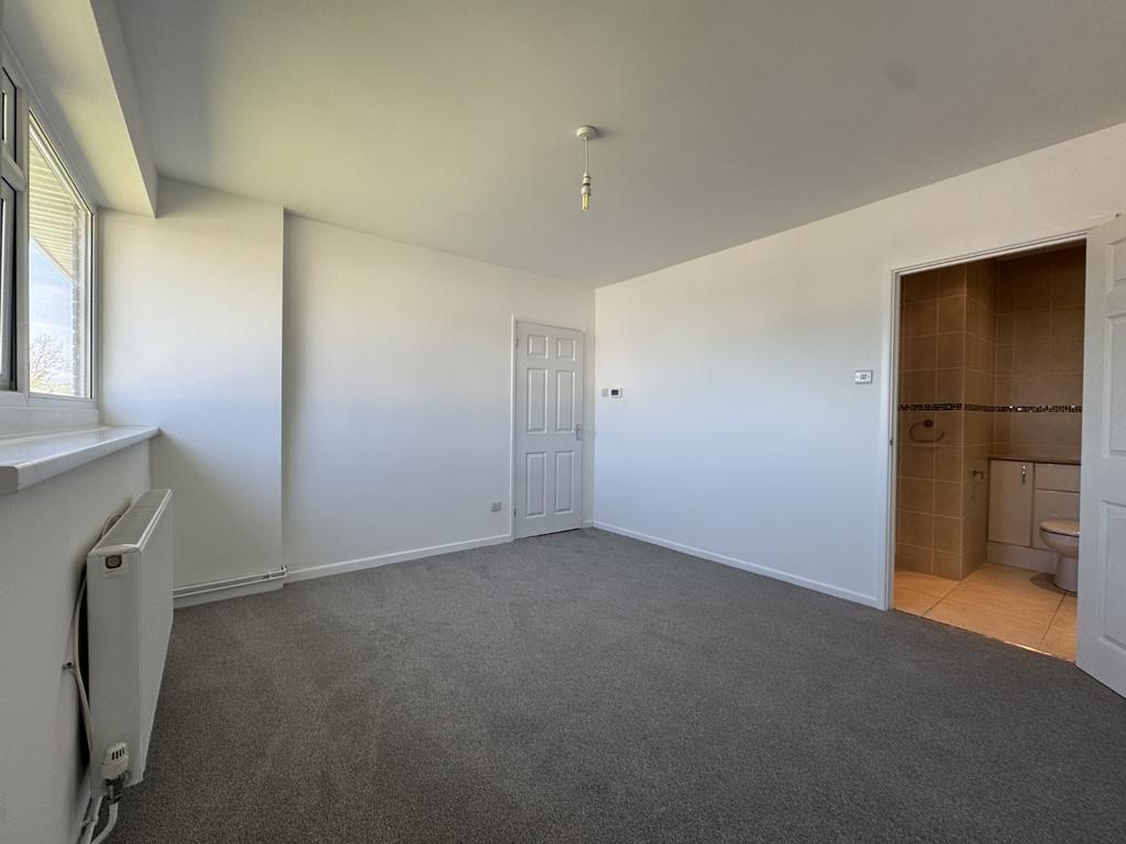 Front Bedroom 3