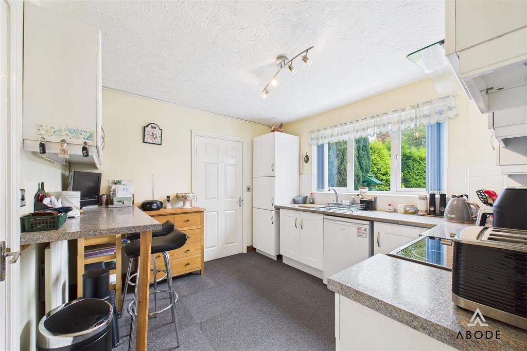 CAM04913 G0-PR0055-STILL003.jpg