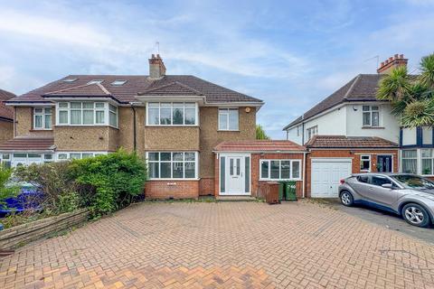 3 bedroom apartment to rent, Whitchurch Lane, Edgware, HA8