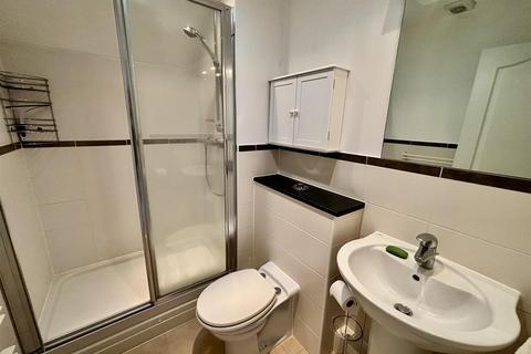 undefined, Blenheim Place, Surrey GU15